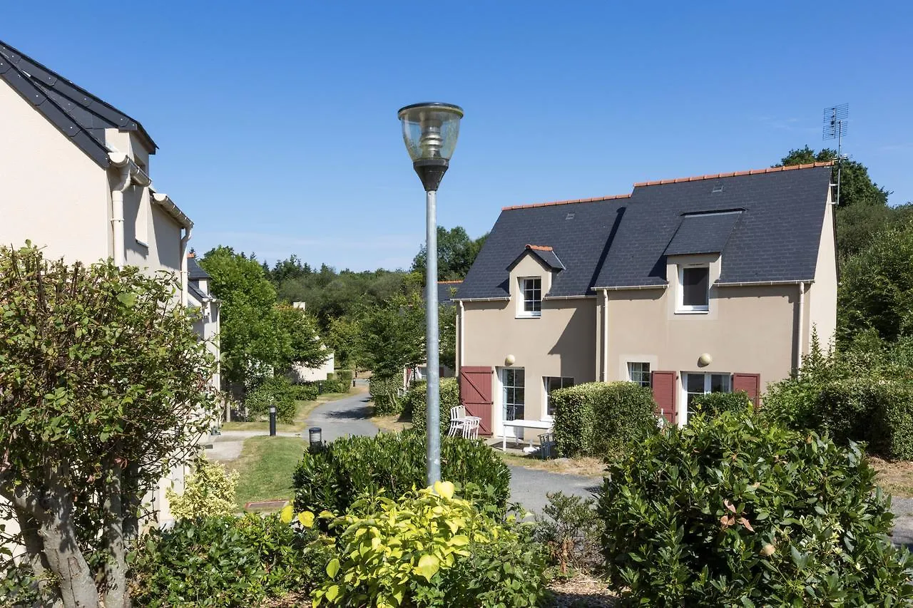 Residence Odalys Domaine De L'Emeraude Le Tronchet  Aparthotel Le Tronchet (Ille-et-Vilaine)